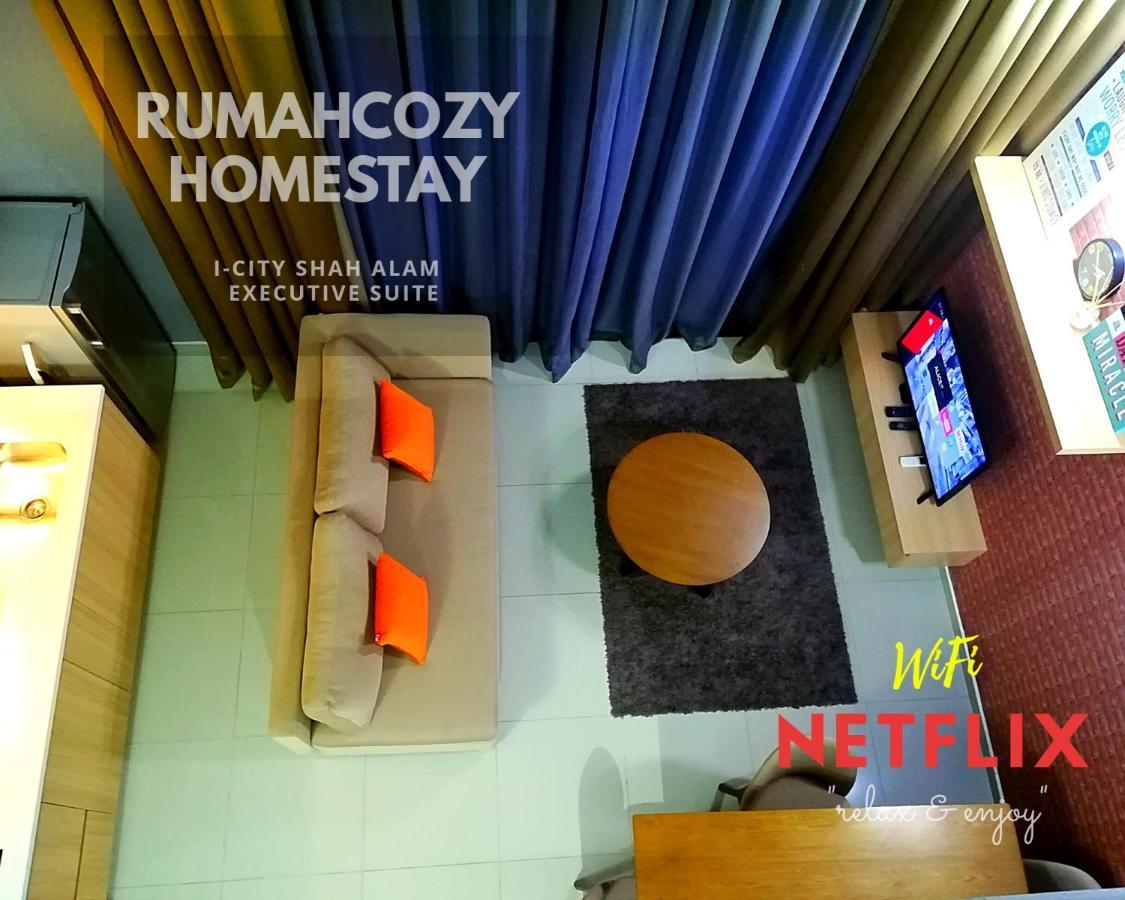 Rumahcozy Homestay I-City Шах-Алам Экстерьер фото